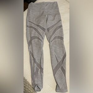 Lululemon cut out leggings size 8